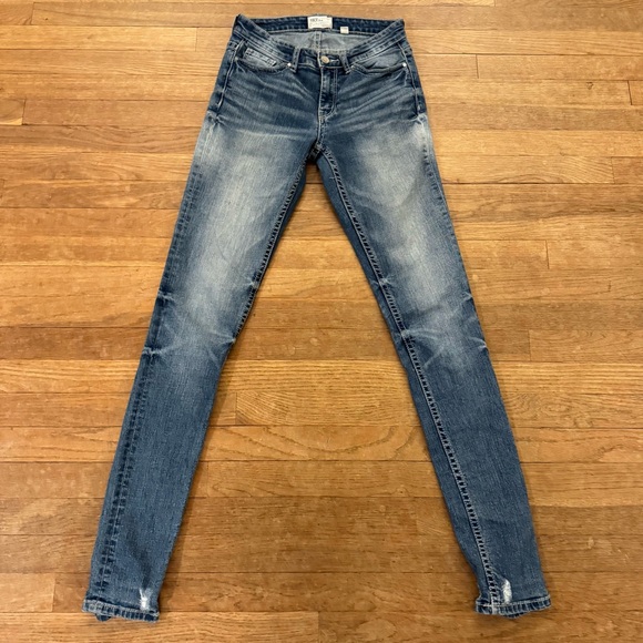 BKE Payton Skinny distressed low rise jeans pants size 25L
 b50 - Picture 1 of 6